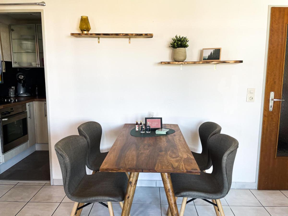 Gemuetliche Ferienwohnung Mit Kostenfreiem Pool Hoechenschwand Luaran gambar