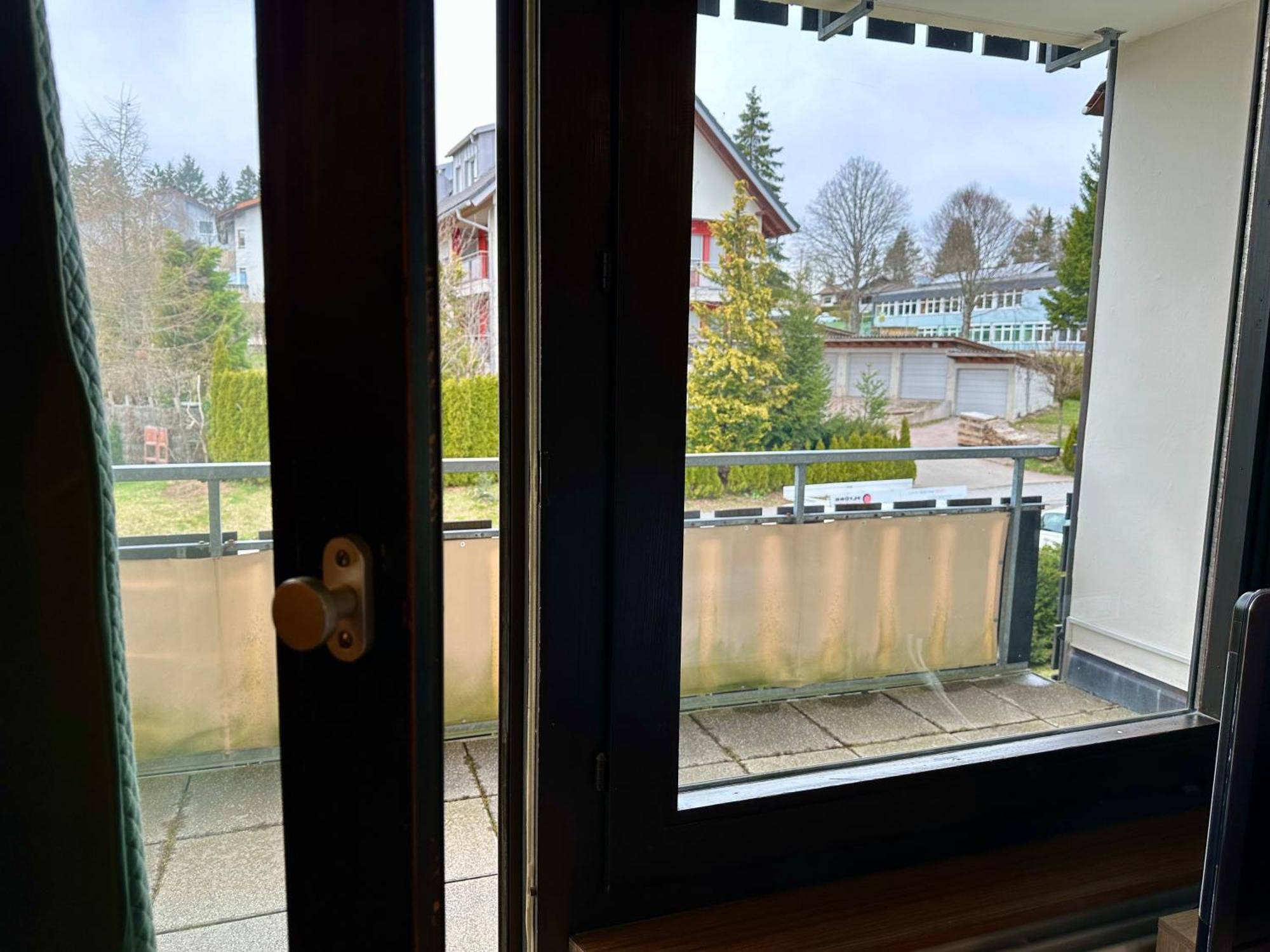 Gemuetliche Ferienwohnung Mit Kostenfreiem Pool Hoechenschwand Luaran gambar