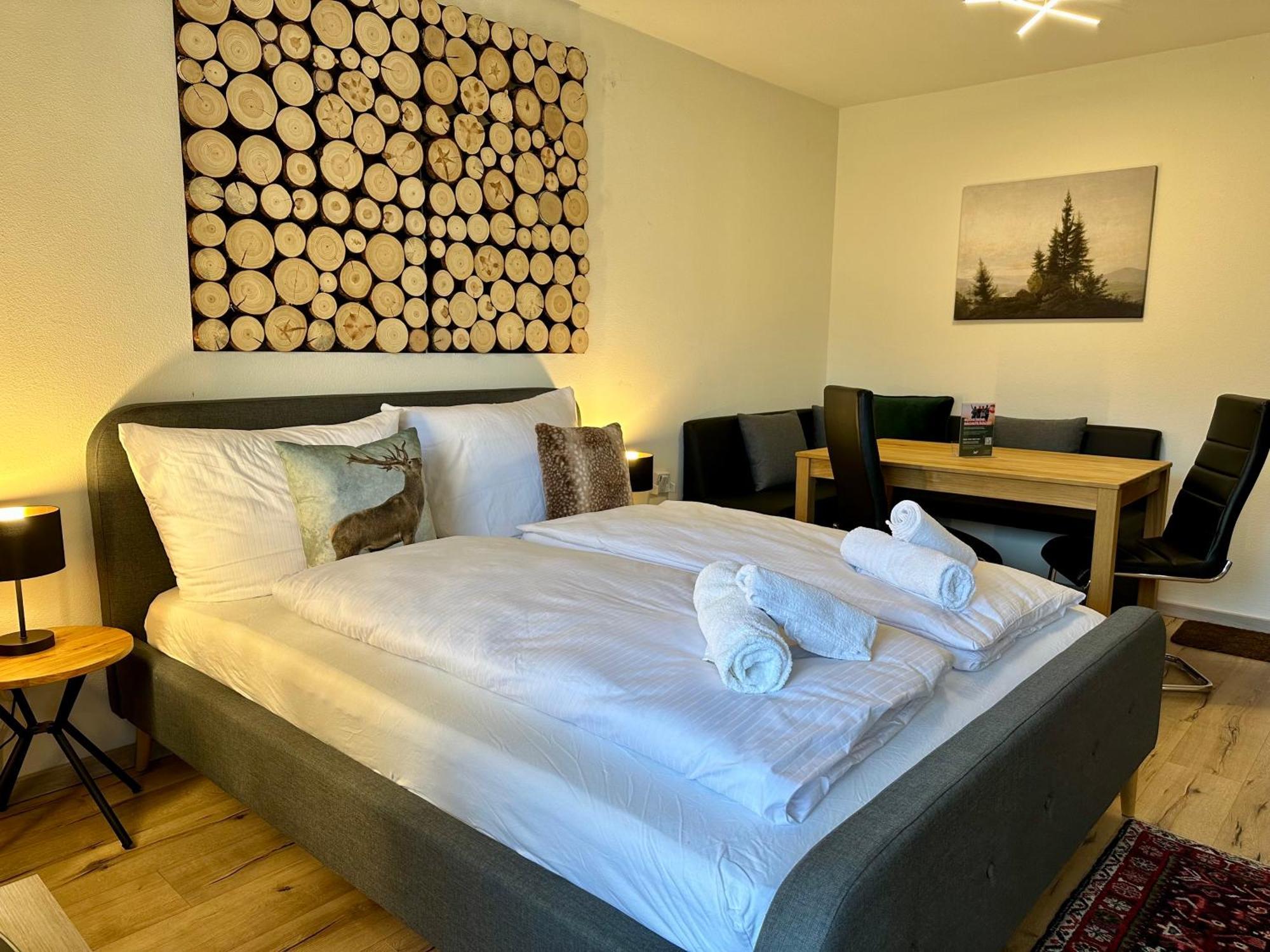 Gemuetliche Ferienwohnung Mit Kostenfreiem Pool Hoechenschwand Luaran gambar